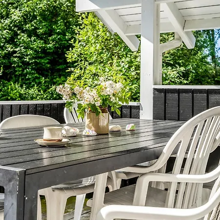 4 Bedroom Beautiful In Sydals Vakantiehuis
